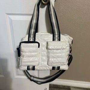 Think Royln Wingman Bag